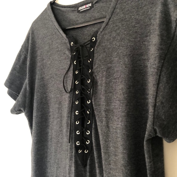 Fashion Nova Tops - FashionNova gray black lace up soft baggy t-shirt